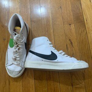 Nike Blazer Mid '77 Vintage Sneakers — white/chlorophyll-black-sail — men's 7